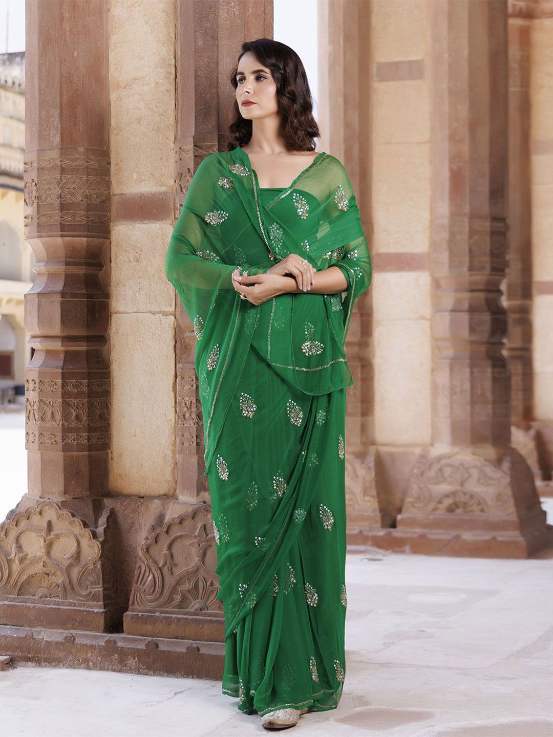 Geroo Luxe Ethnic Motifs Embroidered Pure Chiffon Saree